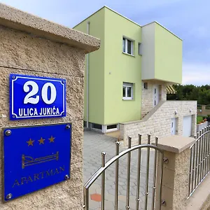 apartments-loncar-zadar.hotelinzadar.com/